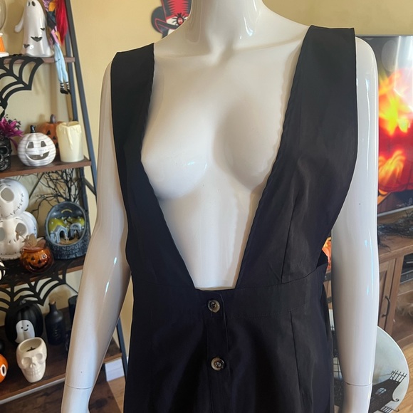 NWOT Boohoo Women’s Overall Style Black Skirt SZ 12 🖤 - Picture 3 of 10